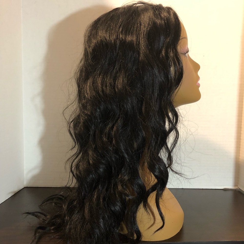 Wig - Picture 3 of 5